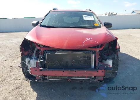 2015 Toyota Rav4 Le z USA, uszkodzony, nr VIN JTMZFREV7FJ049326